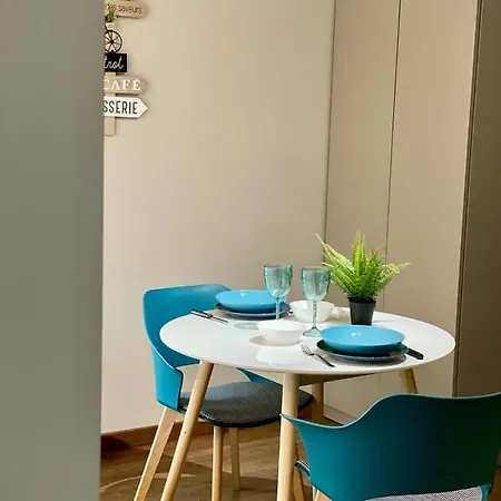 Expo Aparthotel